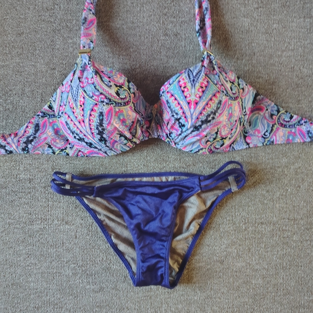 Victoria's Secret Paisley 2 Piece Bikini Set Halter Underwire 34D Multicolor